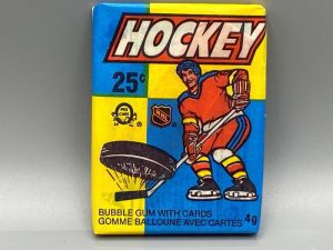 1983 O-Pee-Chee Hockey Picture Cards Wax Pack