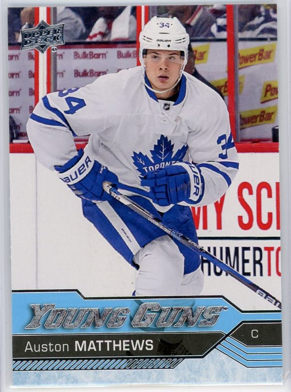 2016-17 Auston Matthews Maple Leafs UD Young Guns Rookie Card #201