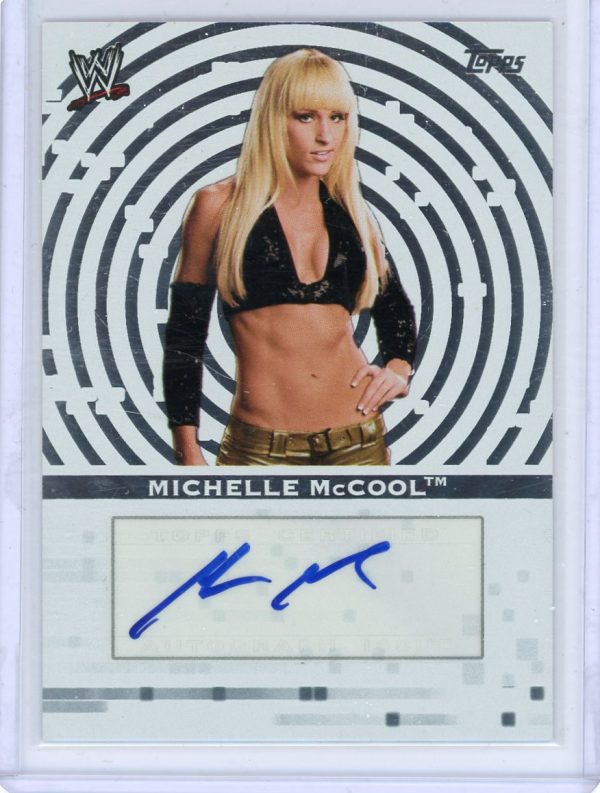 Michelle McCool 2010 Topps WWE Auto Card #A-MM
